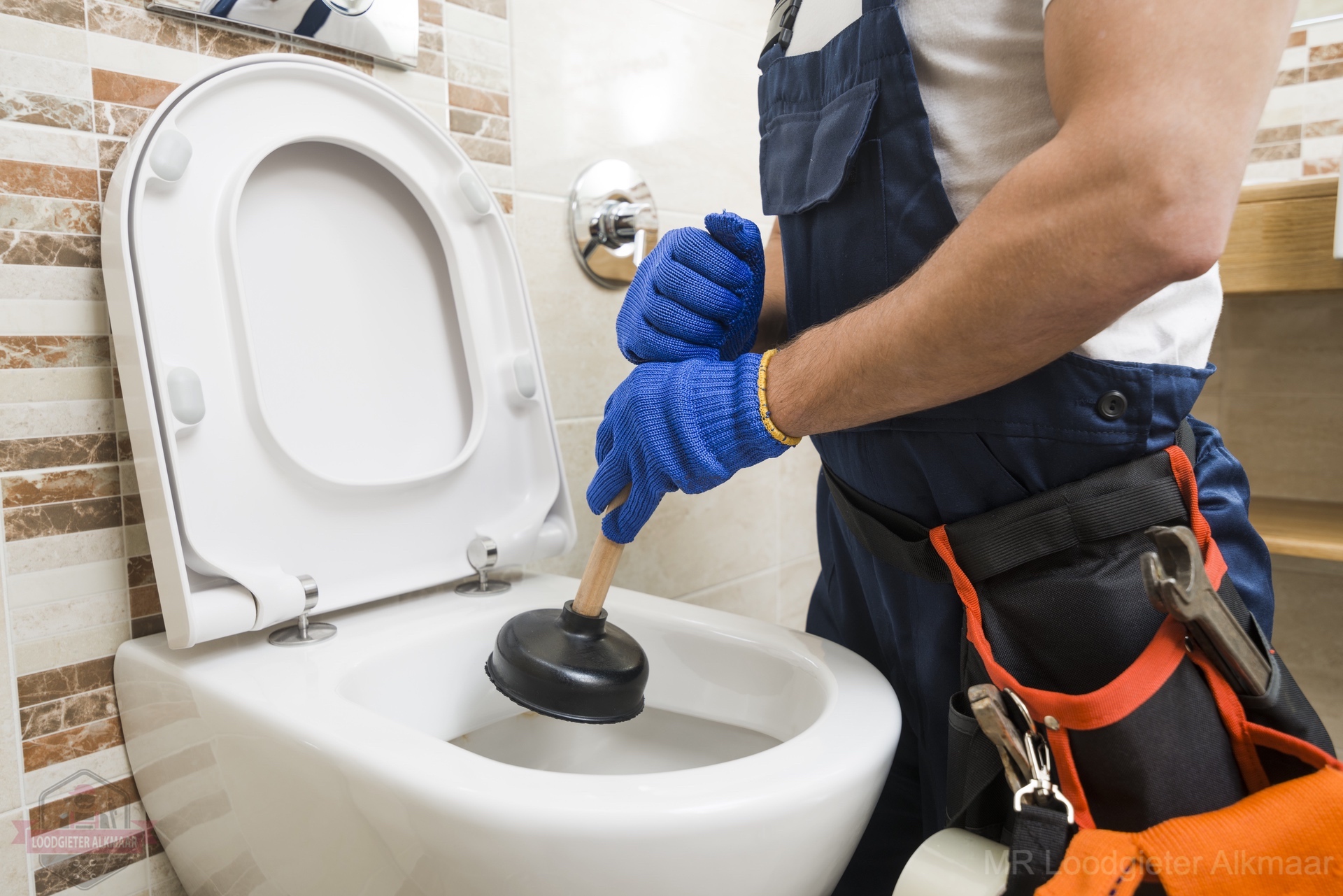 WC verstopt Loodgieter in Alkmaar